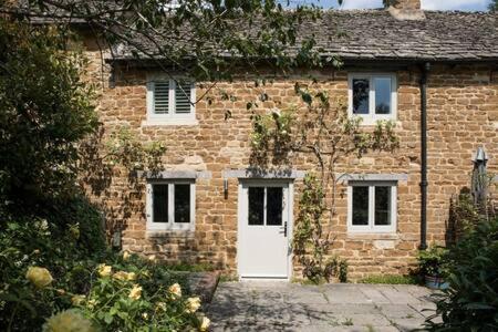 Two Rose Walk Cottage Cotswolds Moreton-in-Marsh Eksteriør billede