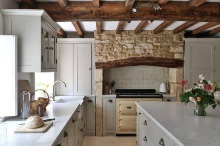 Two Rose Walk Cottage Cotswolds Moreton-in-Marsh Eksteriør billede